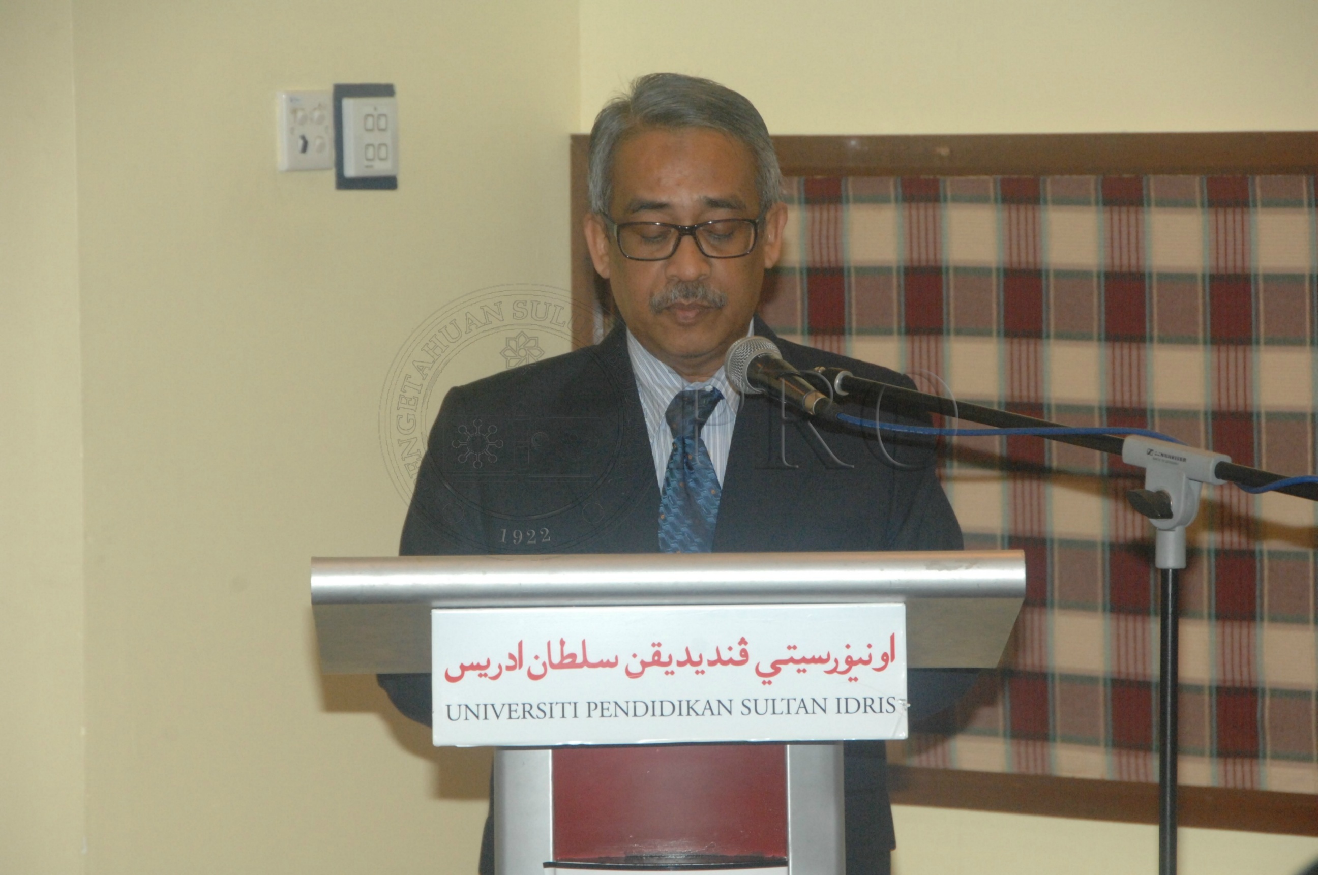 PRO 14 33 WACANA FBA 0143